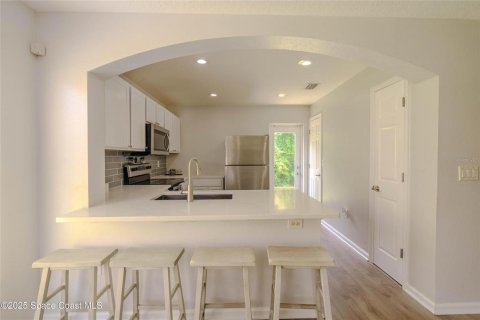 Townhouse in Titusville, Florida 3 bedrooms, 118.64 sq.m. № 1734002 - photo 10