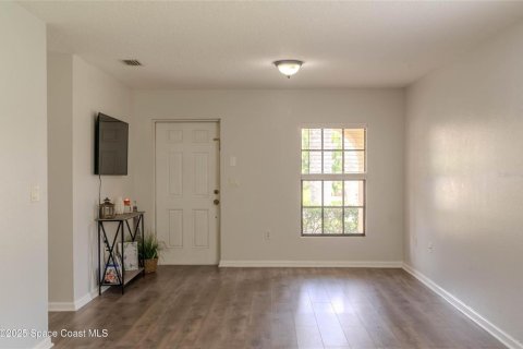 Townhouse in Titusville, Florida 3 bedrooms, 118.64 sq.m. № 1734002 - photo 4