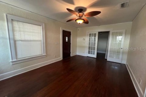 Villa ou maison à louer à Saint Petersburg, Floride: 3 chambres, 115.11 m2 № 2156430 - photo 7