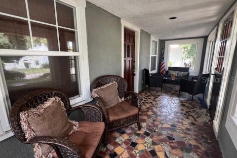 Villa ou maison à louer à Saint Petersburg, Floride: 3 chambres, 115.11 m2 № 2156430 - photo 2