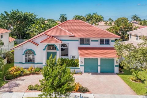 House in Pembroke Pines, Florida 4 bedrooms, 298.31 sq.m. № 1925966 - photo 15