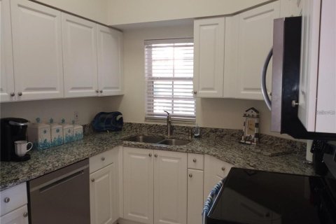 Condominio en alquiler en Sarasota, Florida, 2 dormitorios, 106.56 m2 № 2145142 - foto 7