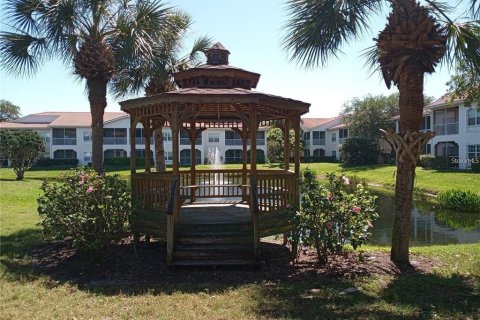 Condominio en alquiler en Sarasota, Florida, 2 dormitorios, 106.56 m2 № 2145142 - foto 28