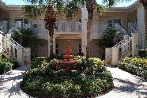 Condominio en alquiler en Sarasota, Florida, 2 dormitorios, 106.56 m2 № 2145142 - foto 2