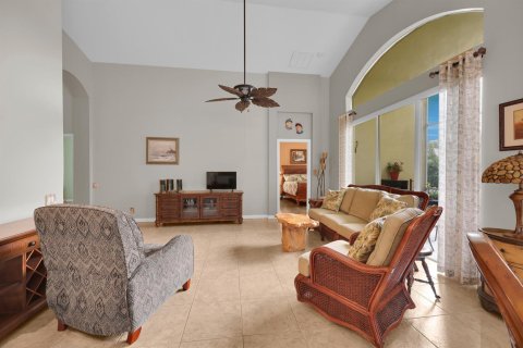 Villa ou maison à vendre à Port St. Lucie, Floride: 3 chambres, 142.98 m2 № 2414323 - photo 4
