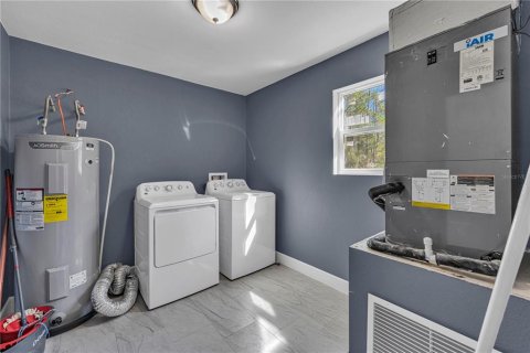Купить виллу или дом в Пейсли, Флорида 7 комнат, 98.1м2, № 2430746 - фото 21