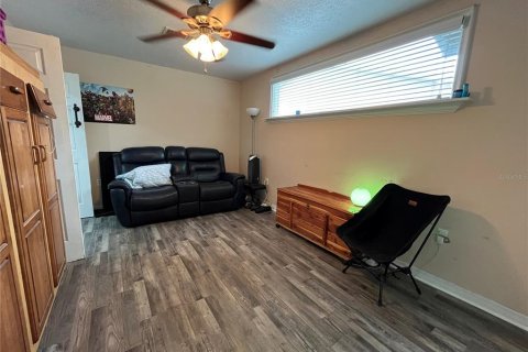 Casa en venta en New Port Richey, Florida, 3 dormitorios, 142.51 m2 № 1813354 - foto 15