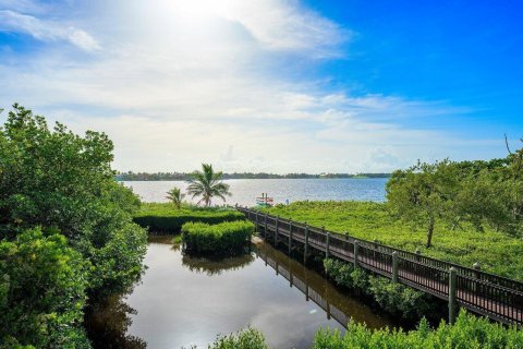 Townhouse in Hypoluxo, Florida 4 bedrooms, 251.58 sq.m. № 2389868 - photo 24
