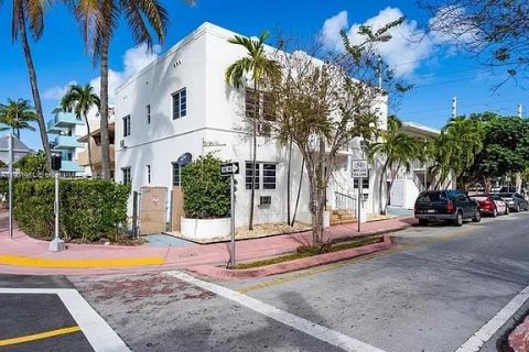 Appartement à louer à Miami Beach, Floride: 1 chambre, 69.68 m2 № 1955282 - photo 1