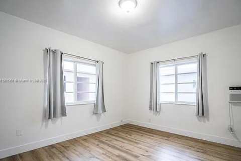 Appartement à louer à Miami Beach, Floride: 1 chambre, 69.68 m2 № 1955282 - photo 12