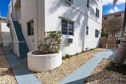 Appartement à louer à Miami Beach, Floride: 1 chambre, 69.68 m2 № 1955282 - photo 16