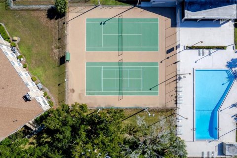 Condo in Orlando, Florida, 1 bedroom № 2275594 - photo 30