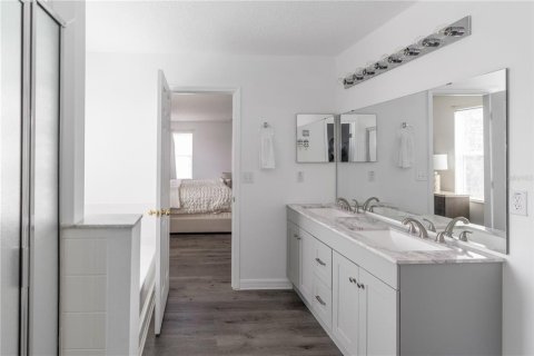 Villa ou maison à vendre à Davenport, Floride: 4 chambres, 236.9 m2 № 2304937 - photo 19
