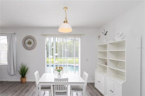 Villa ou maison à vendre à Davenport, Floride: 4 chambres, 236.9 m2 № 2304937 - photo 14