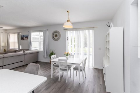 Villa ou maison à vendre à Davenport, Floride: 4 chambres, 236.9 m2 № 2304937 - photo 15