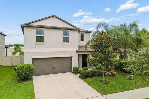 Casa en New Port Richey, Florida 4 dormitorios, 173.73 m2 № 2384229