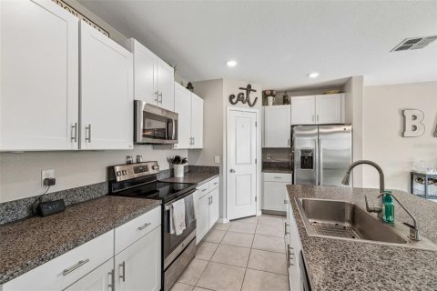 Casa en venta en New Port Richey, Florida, 4 dormitorios, 173.73 m2 № 2384229 - foto 13