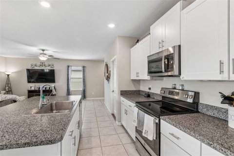 Casa en venta en New Port Richey, Florida, 4 dormitorios, 173.73 m2 № 2384229 - foto 12