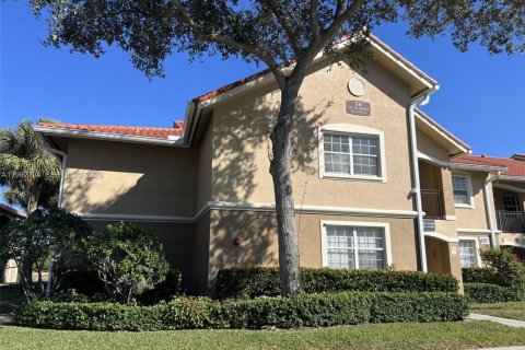 Condominio en alquiler en Pembroke Pines, Florida, 3 dormitorios, 123.56 m2 № 2024136 - foto 2