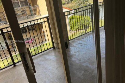 Condominio en alquiler en Pembroke Pines, Florida, 3 dormitorios, 123.56 m2 № 2024136 - foto 10