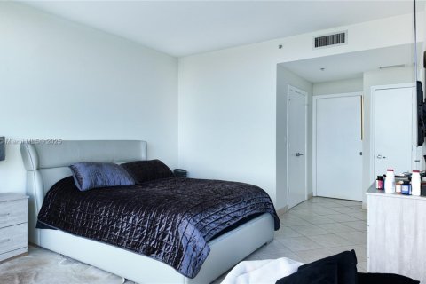 Купить кондоминиум в Майами, Флорида 2 спальни, 107.58м2, № 2021594 - фото 9