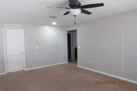 Casa en alquiler en Mascotte, Florida, 5 dormitorios, 285.4 m2 № 1826379 - foto 9