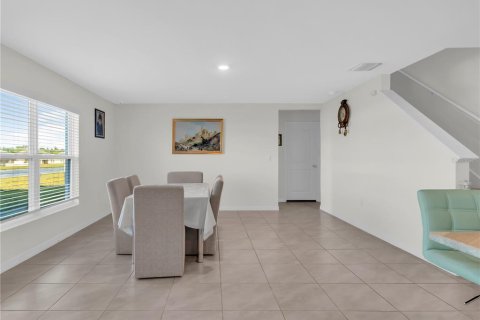 Casa en alquiler en Wimauma, Florida, 5 dormitorios, 248.42 m2 № 2101696 - foto 16