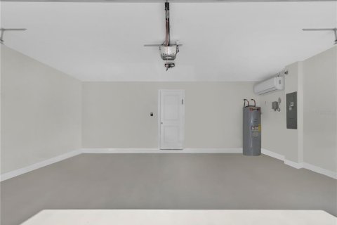 Casa en alquiler en Wimauma, Florida, 5 dormitorios, 248.42 m2 № 2101696 - foto 2