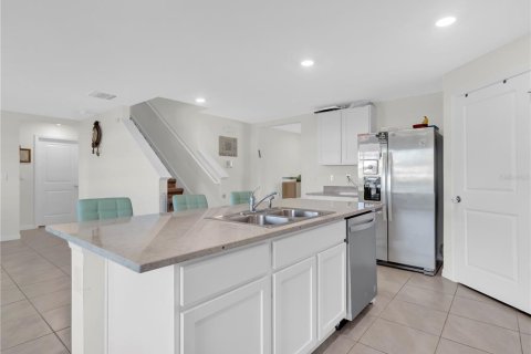 Casa en alquiler en Wimauma, Florida, 5 dormitorios, 248.42 m2 № 2101696 - foto 10