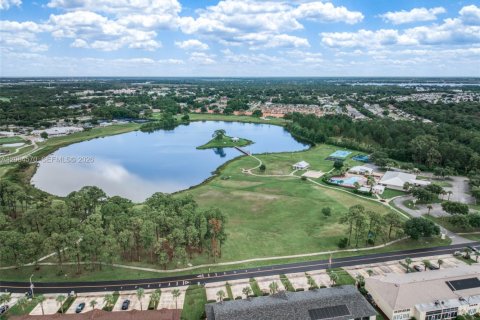 House in Sebring, Florida 4 bedrooms, 154.68 sq.m. № 2068686 - photo 29