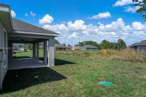 House in Sebring, Florida 4 bedrooms, 154.68 sq.m. № 2068686 - photo 24