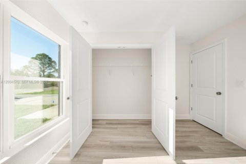 House in Sebring, Florida 4 bedrooms, 154.68 sq.m. № 2068686 - photo 21