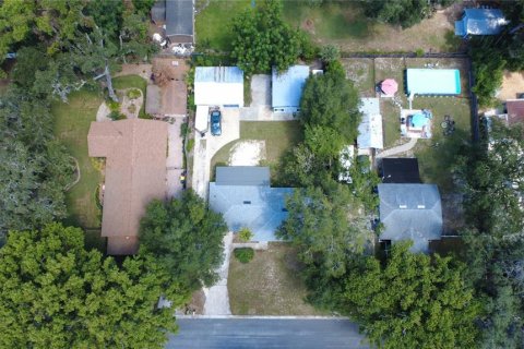House in Mount Dora, Florida 3 bedrooms, 158.12 sq.m. № 2342765 - photo 8