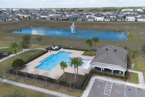 House in Kissimmee, Florida 3 bedrooms, 155.33 sq.m. № 2199720 - photo 16