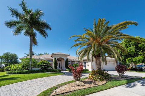 Villa ou maison à Davie, Floride 5 chambres, 346.15 m2 № 2250576