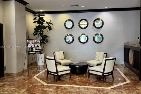 Copropriété à vendre à Aventura, Floride: 2 chambres № 2248508 - photo 3