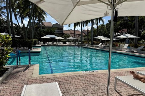 Copropriété à vendre à Aventura, Floride: 2 chambres № 2248508 - photo 2