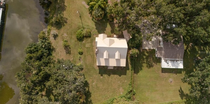 Casa en Haines City, Florida 3 dormitorios, 187.85 m2 № 1899190