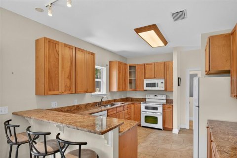 Casa en venta en Haines City, Florida, 3 dormitorios, 187.85 m2 № 1899190 - foto 7