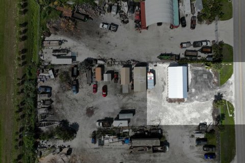 Propiedad comercial en alquiler en Englewood, Florida № 2097725 - foto 19