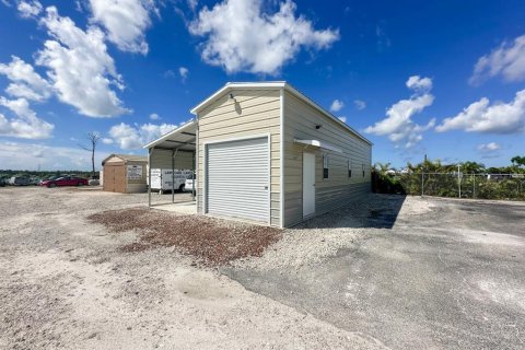 Propiedad comercial en alquiler en Englewood, Florida № 2097725 - foto 5