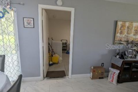 Villa ou maison à vendre à Kissimmee, Floride: 2 chambres, 82.59 m2 № 1775487 - photo 27