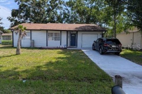 Villa ou maison à vendre à Kissimmee, Floride: 2 chambres, 82.59 m2 № 1775487 - photo 1