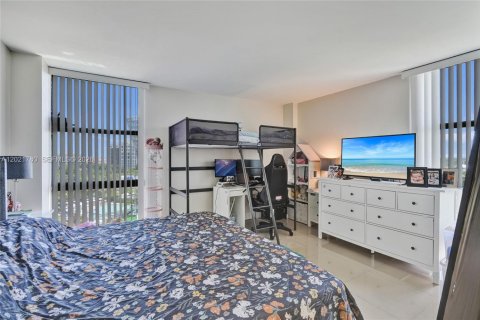 Condominio en venta en Aventura, Florida, 2 dormitorios, 121.98 m2 № 2083988 - foto 19