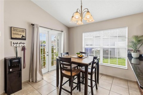 Villa ou maison à vendre à Kissimmee, Floride: 3 chambres, 119.29 m2 № 2318952 - photo 14