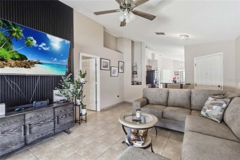 Villa ou maison à vendre à Kissimmee, Floride: 3 chambres, 119.29 m2 № 2318952 - photo 8