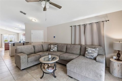 Villa ou maison à vendre à Kissimmee, Floride: 3 chambres, 119.29 m2 № 2318952 - photo 9