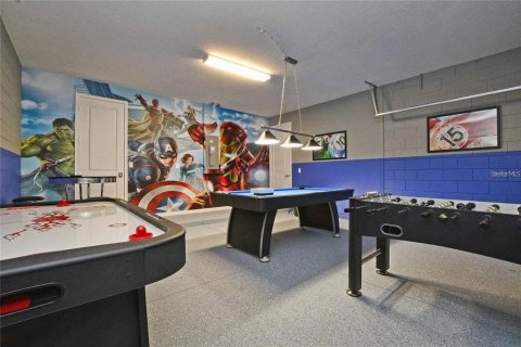 Casa en venta en Kissimmee, Florida, 6 dormitorios, 318.28 m2 № 2363344 - foto 3