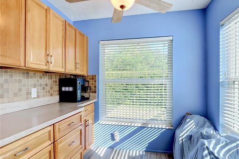 Condominio en venta en Port Richey, Florida, 2 dormitorios, 92.25 m2 № 2100087 - foto 12