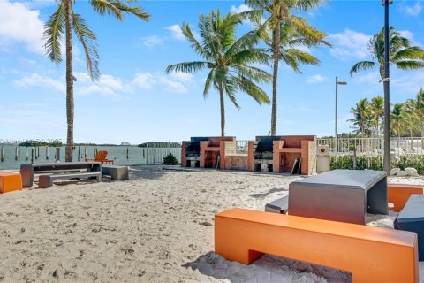 Снять в аренду кондоминиум в Майами, Флорида 2 спальни, 86.03м2, № 2018205 - фото 16